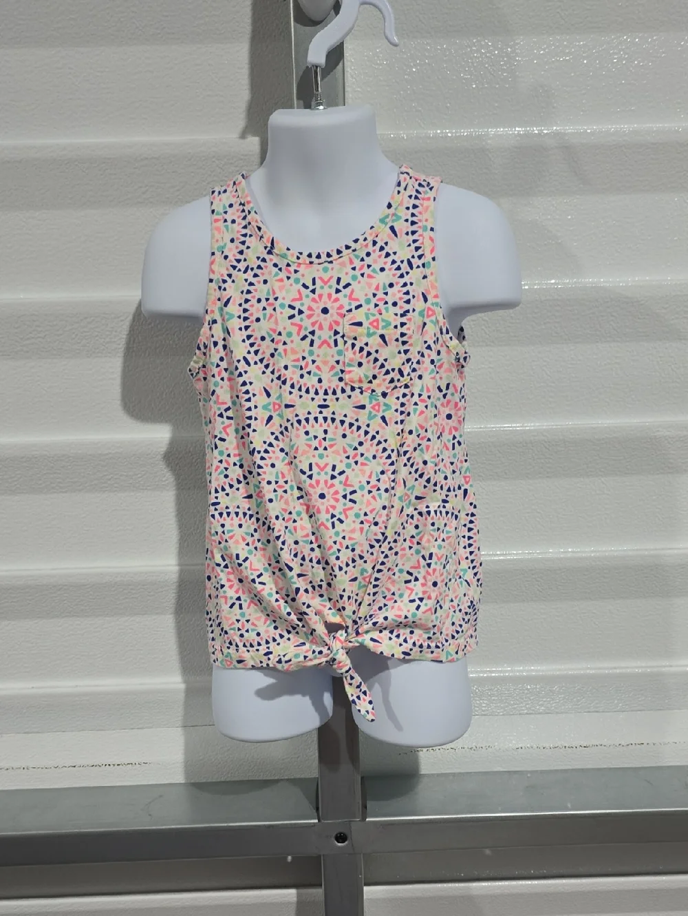 Carter's Pink Geometric Tie-Front Tank Top Size 6